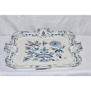 Large Meissen Porcelain Serving Tray Platter in ‘Blue Onion’ Pattern
